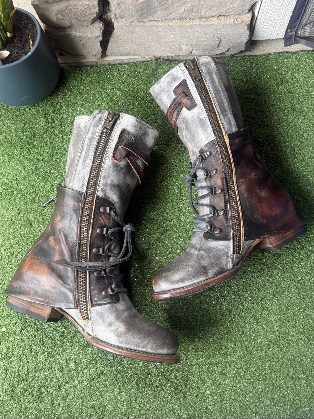 New!! Freebird by Steven Ravi Combat Ice Gray Distressed Leather Women’s Boots - Picture 9 of 11